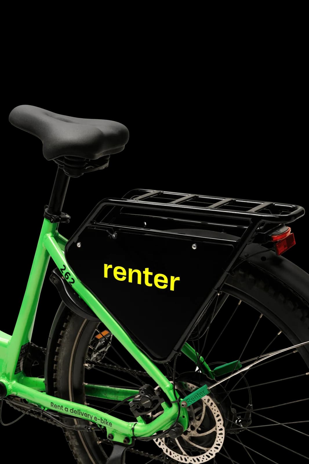 Close-up of the Renter RB1 rear rack and branded delivery box